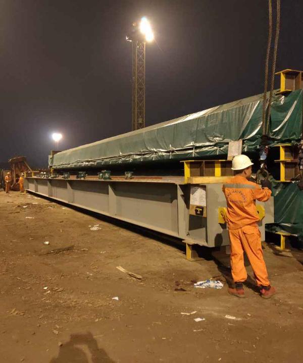 PRE- LOADING CARGO EQUIPMENTS